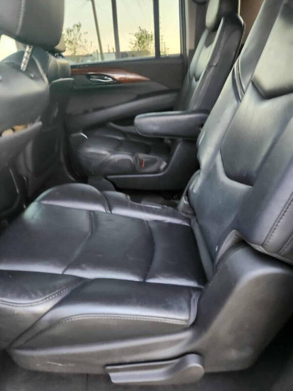 2015 Cadillac Escalade ESV Luxury