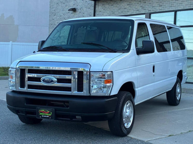 2013 Ford E-Series E-350 SD XLT