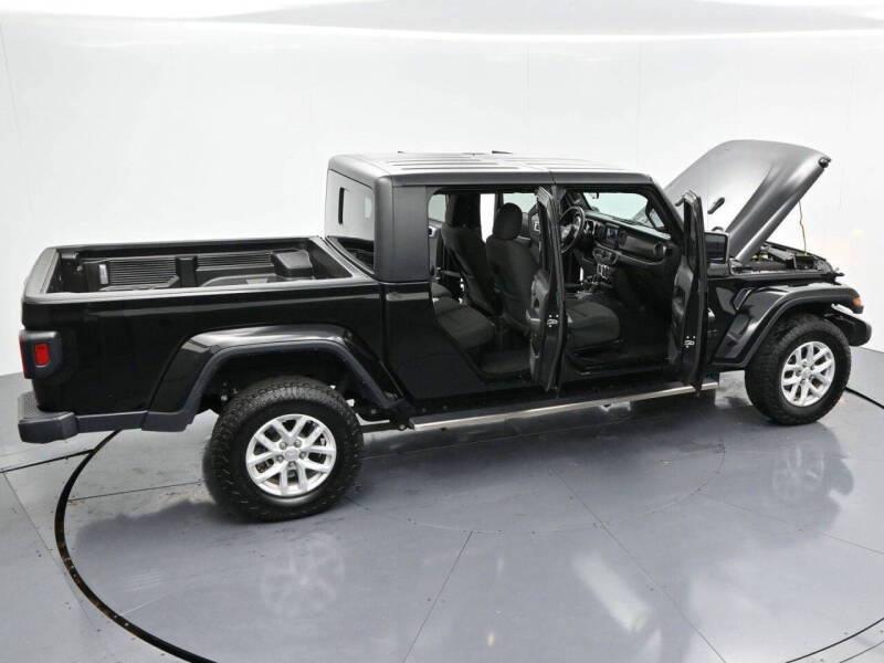 2023 Jeep Gladiator Sport S