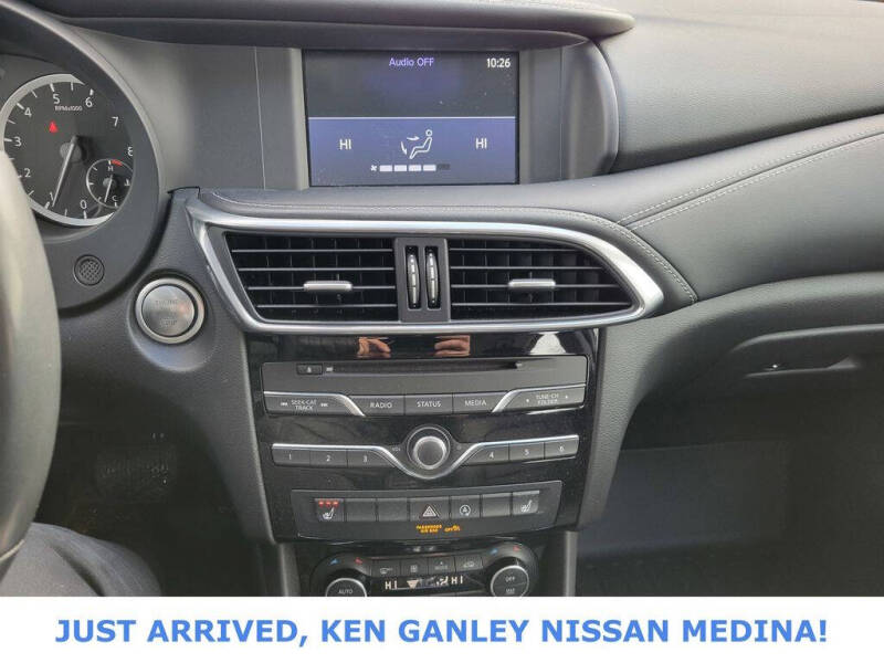 2018 Infiniti QX30 Premium