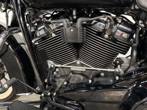 2018 Harley-Davidson FLHCS Heritage