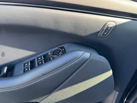 2023 Ford Mustang Mach-E Select