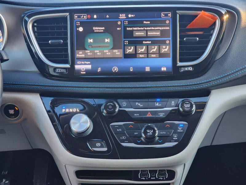 2021 Chrysler Pacifica Touring