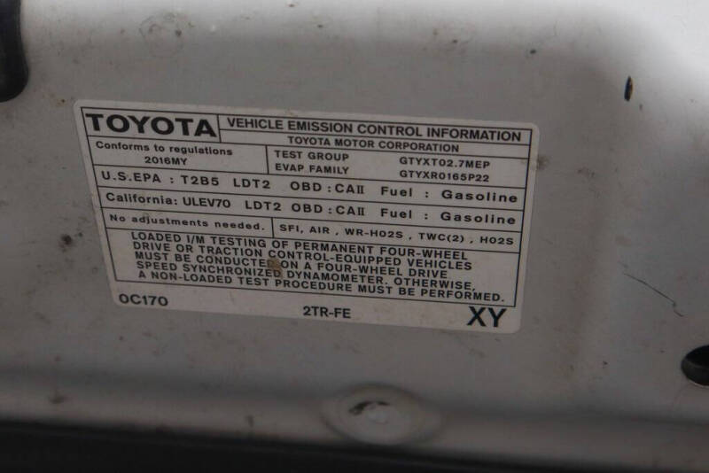 2016 Toyota Tacoma SR