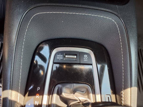 2023 Toyota Corolla Hatchback SE