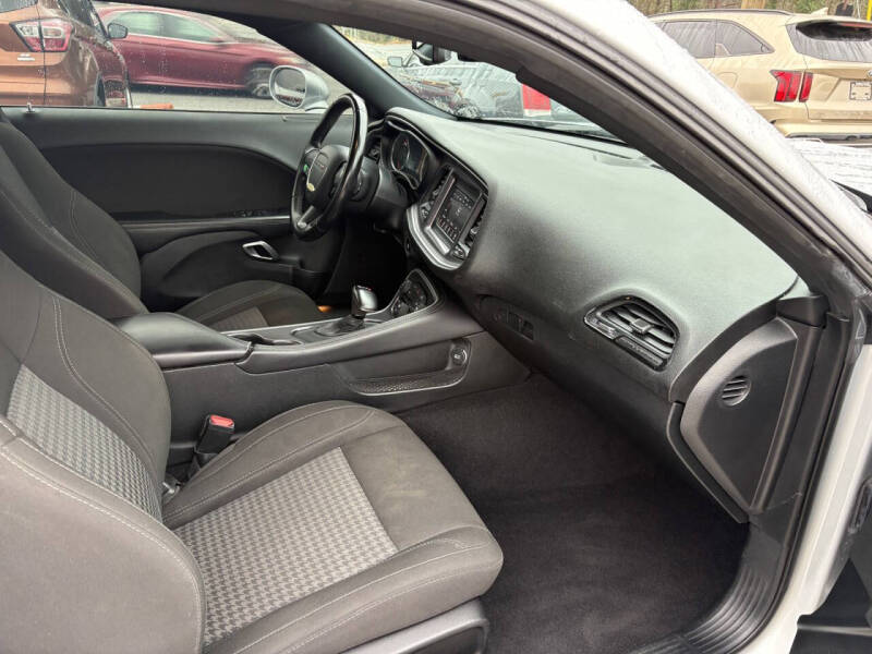 2020 Dodge Challenger SXT