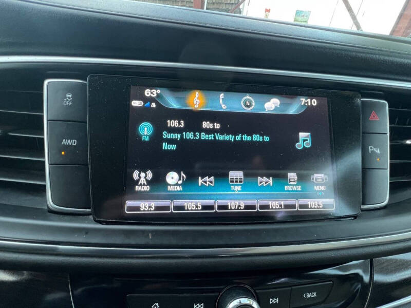 2018 Buick Enclave Essence