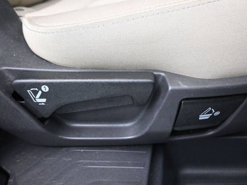 2023 Subaru Ascent Premium 8-Passenger