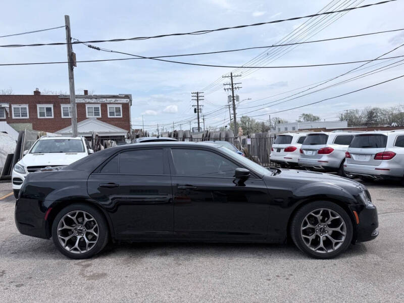 2017 Chrysler 300 S