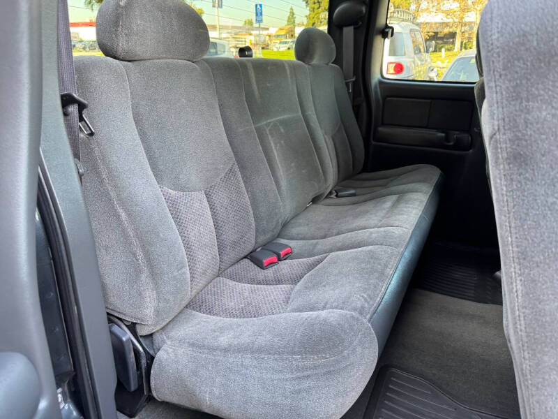 2003 Chevrolet Silverado 2500HD LS