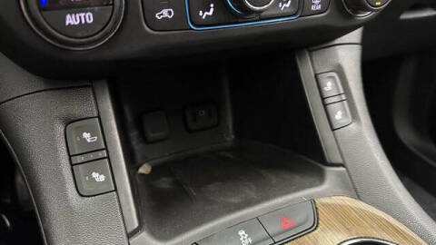 2017 GMC Acadia SLE-2