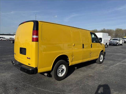 2022 GMC Savana 2500