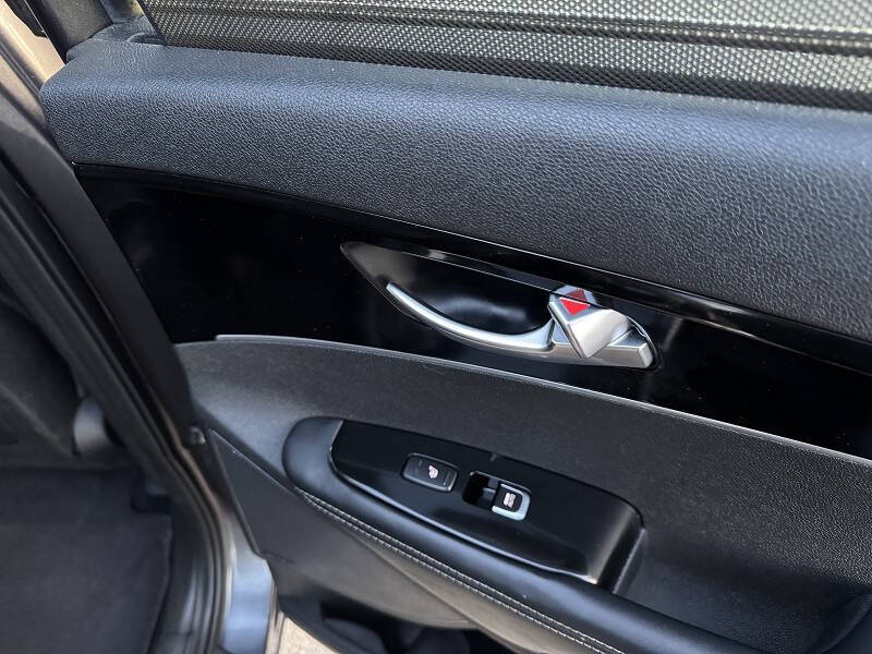 2016 Kia Sorento SX Limited V6