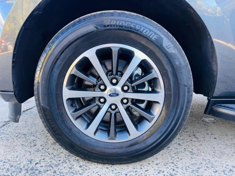 2020 Ford Expedition XLT