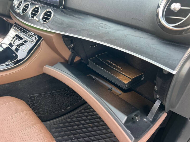 2017 Mercedes-Benz E-Class E 300 4MATIC