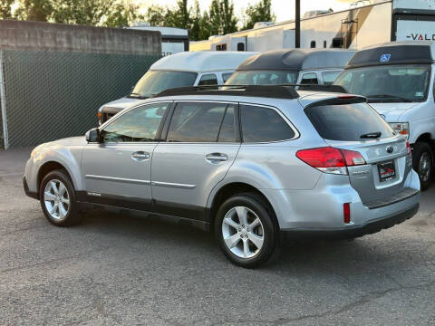 2013 Subaru Outback 2.5i Premium