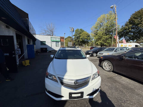 2013 Acura ILX 2.0L w/Premium