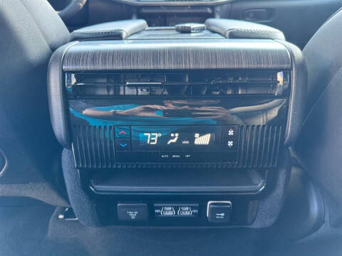 2024 Jeep Wagoneer L