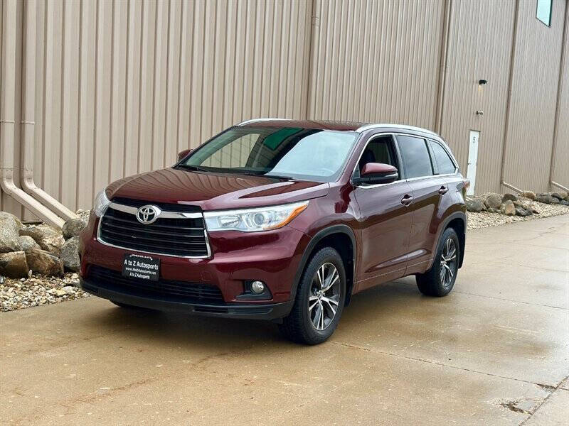 2016 Toyota Highlander XLE photo 3