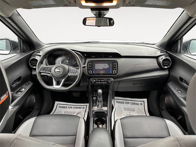 2024 Nissan Kicks SR