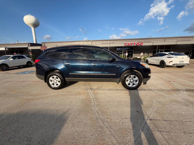 2012 Chevrolet Traverse LS