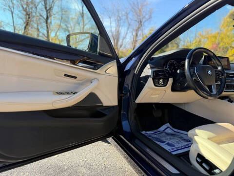 2018 BMW 5 Series 540i