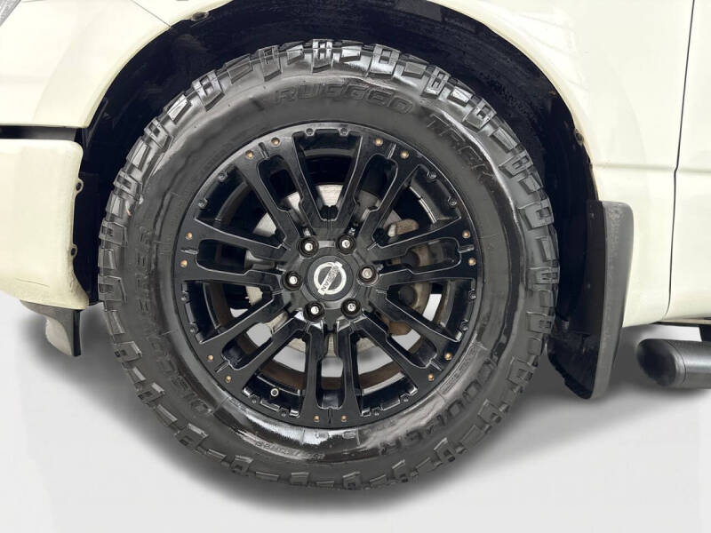 2018 Nissan Titan SV