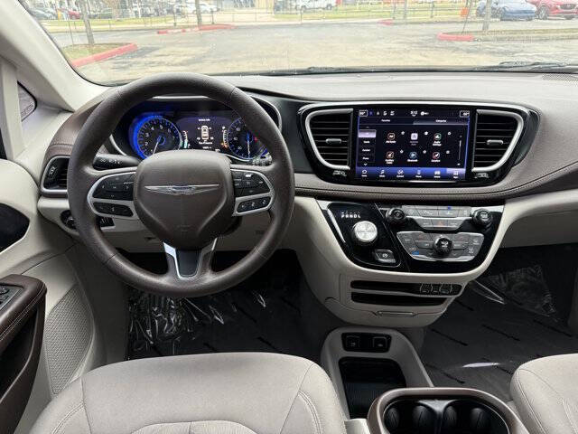 2021 Chrysler Pacifica Touring