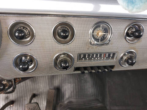 1951 Ford Deluxe