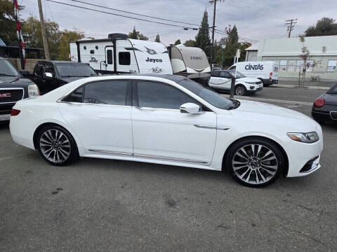 2019 Lincoln Continental Select