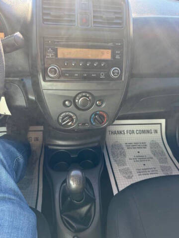 2015 Nissan Versa 1.6 S