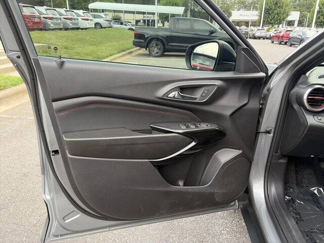 2025 Chevrolet Trax RS