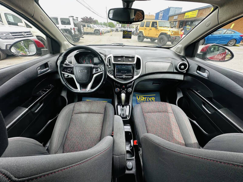 2018 Chevrolet Sonic LT Auto