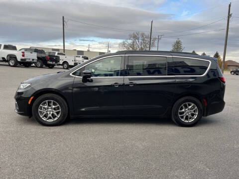 2022 Chrysler Pacifica Touring