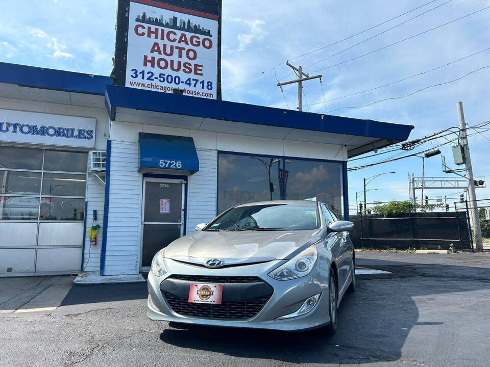 2012 Hyundai SONATA Hybrid for sale at Chicago Auto House in Chicago, IL