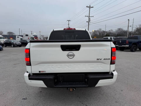 2023 Nissan Frontier SV