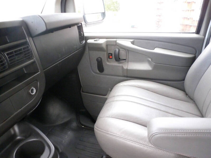 2013 Chevrolet Express 2500
