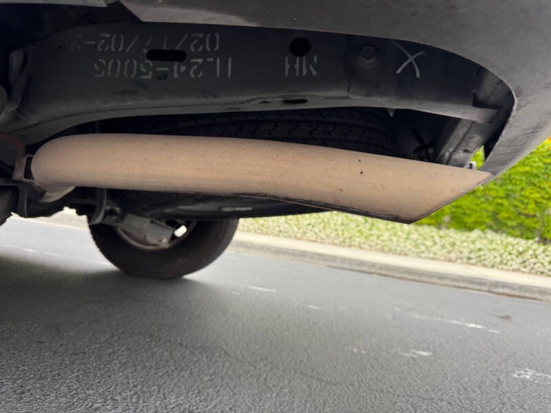 2002 Ford Explorer XLS