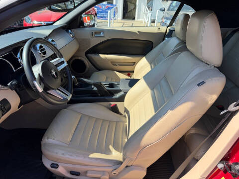 2005 Ford Mustang GT Premium