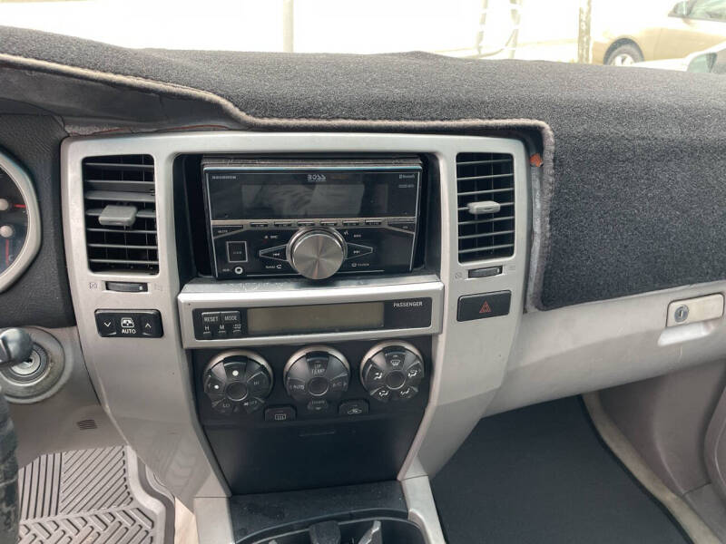 2004 Toyota 4Runner SR5