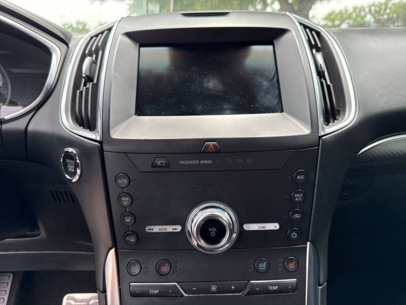 2020 Ford Edge ST