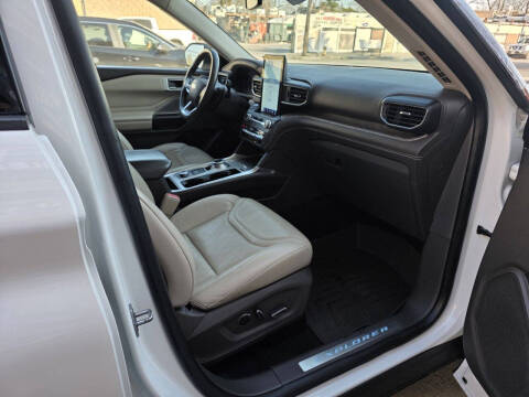 2020 Ford Explorer Platinum