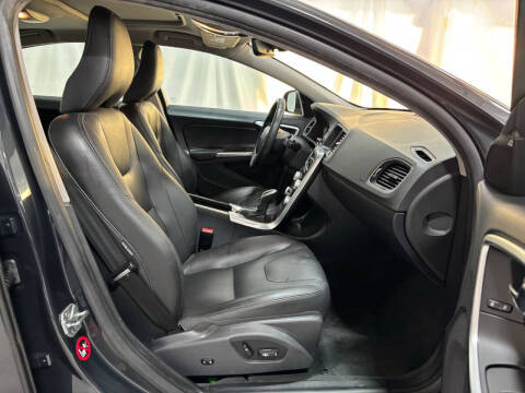 2016 Volvo S60 T5 Drive-E Premier