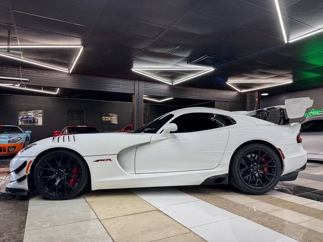 2016 Dodge Viper GTC