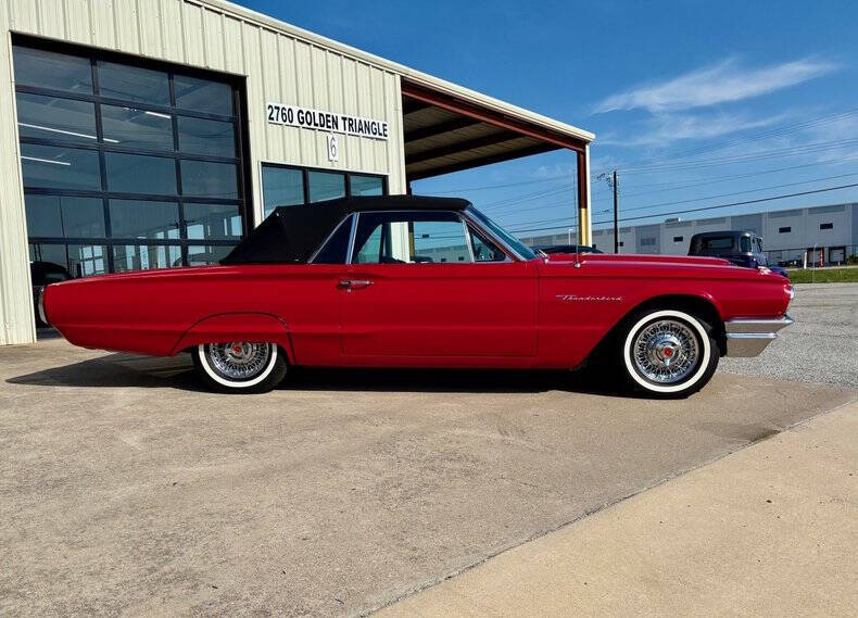 1964 Ford Thunderbird