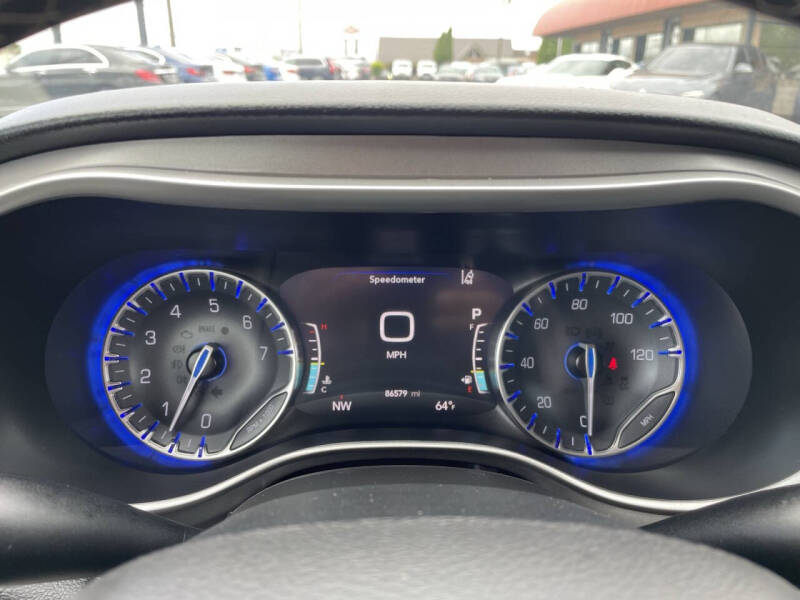 2022 Chrysler Pacifica Touring L