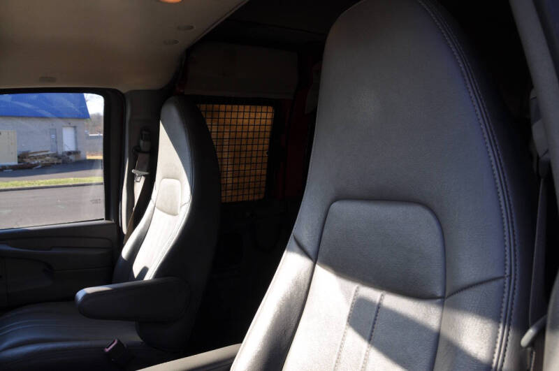 2015 GMC Savana LS 2500