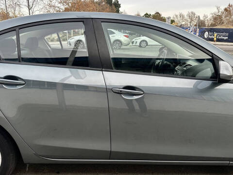 2013 Mazda MAZDA3 i Touring