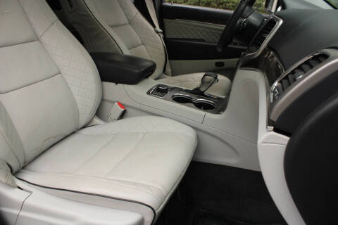 2017 Jeep Grand Cherokee Summit