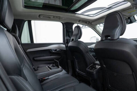 2023 Volvo XC90 B5 Core